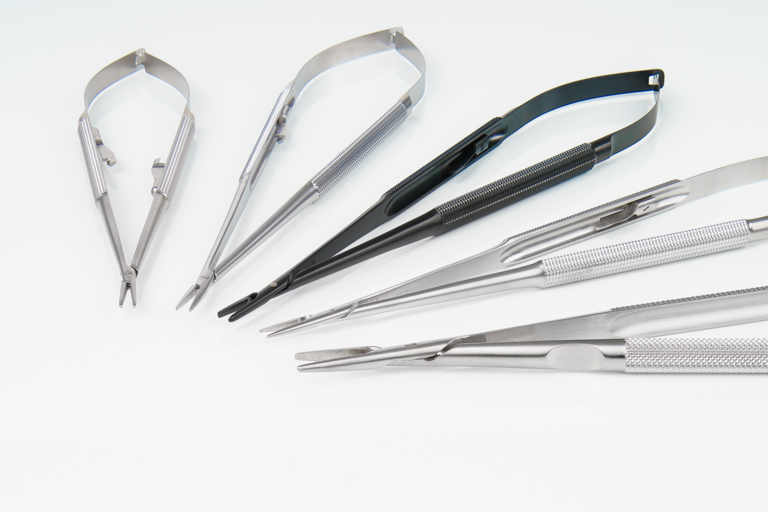 MICROQORE Micro Scissors in various materials – Titanium, Stainless Steel, SuperCut
